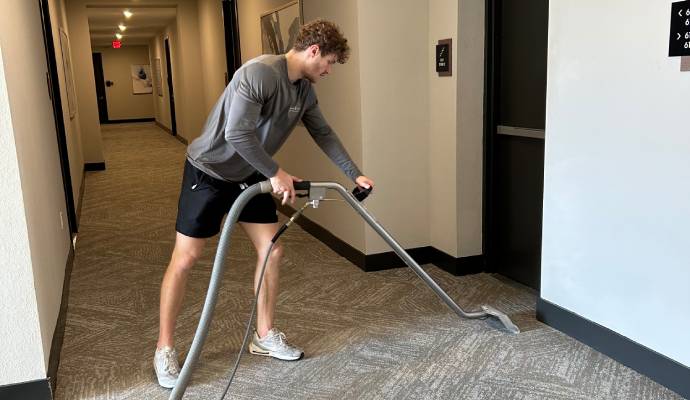 commercial space carpet cleaning in Columbus