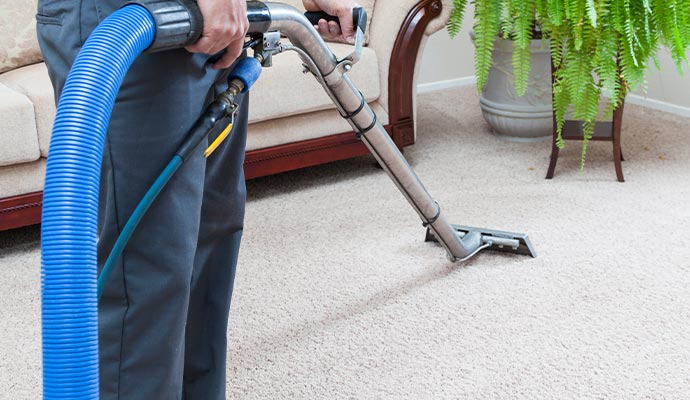 carpet cleaning with vacuam