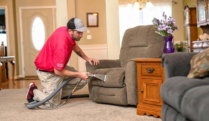 Professional sofa cleaning service